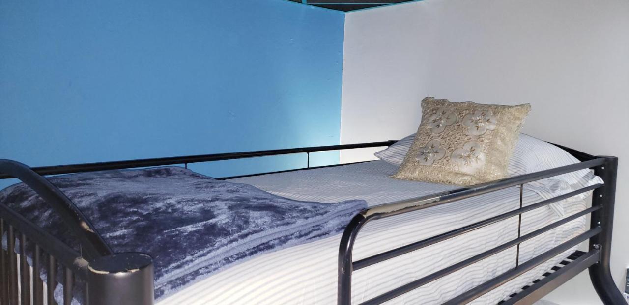 M/H House Cozy And Beautiful House Near The Airport And The Beach Carolina Luaran gambar